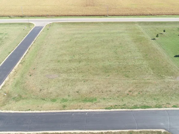 739th Ave, Grand Meadow, MN 55936