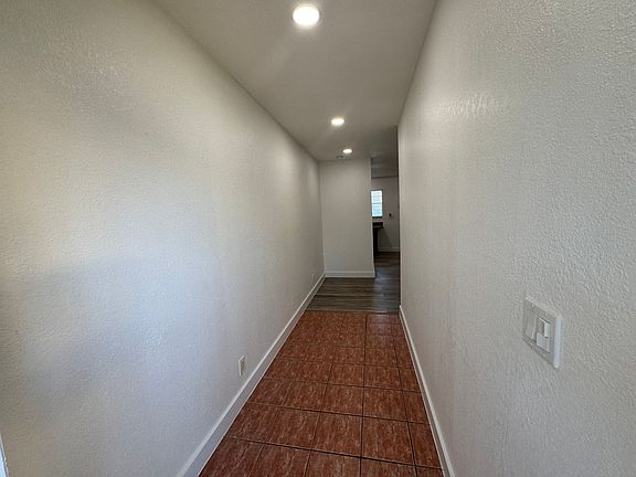 5th image of 108-128 NW 2nd Ave #108-C