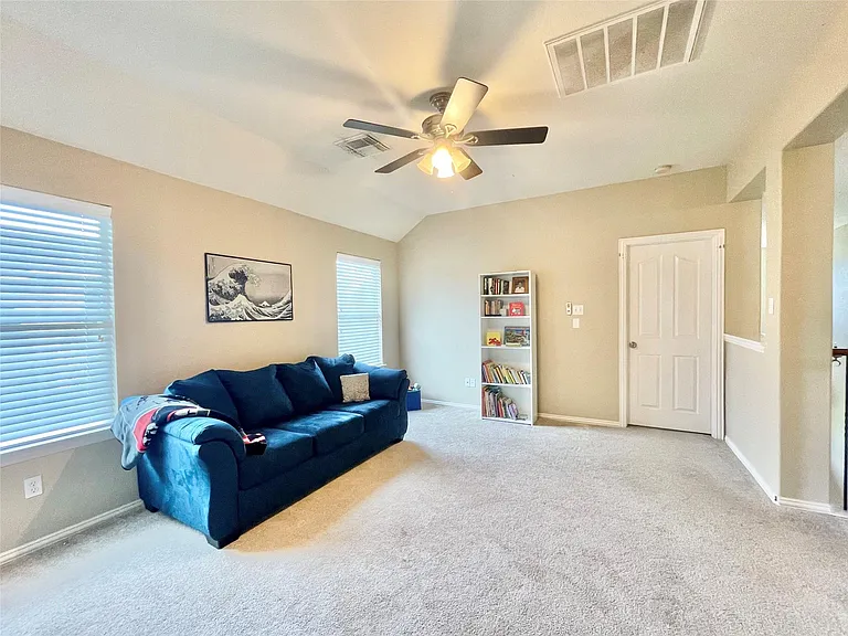 33010 Greenfield Forest Dr — Photo 33