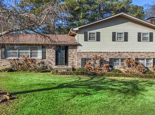 1201 Elm Cir, Albertville, AL 35950