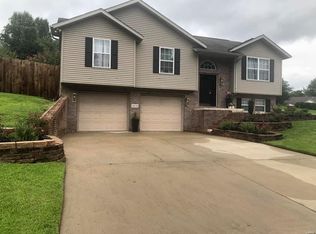 2624 Old Cape Rd, Jackson, MO 63755