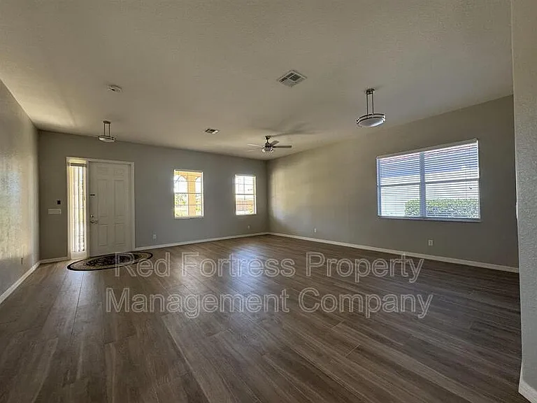 2531 Sawgrass Lake Ct — Photo 6