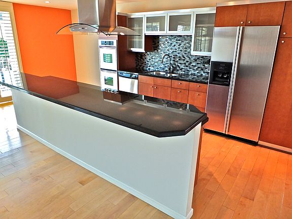 Contemporary kitchen