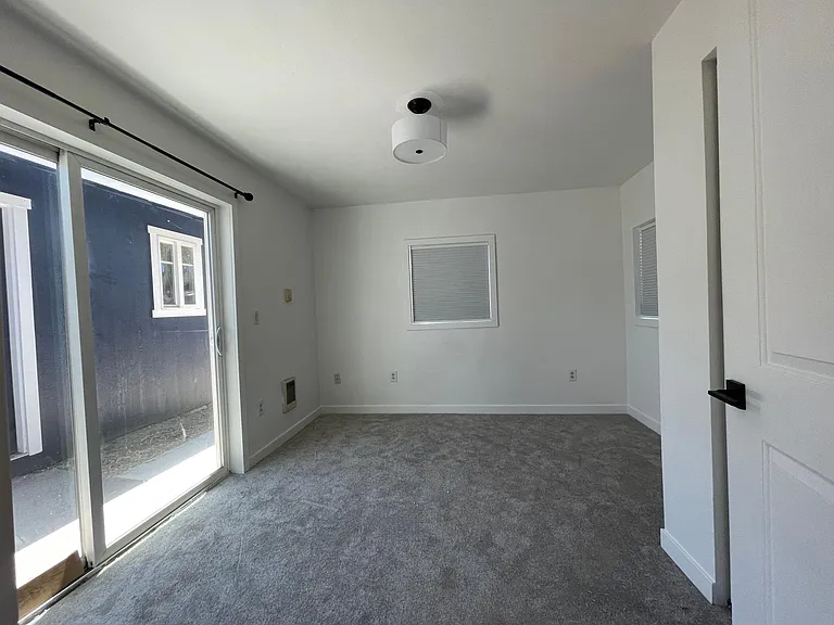 234 SW 4th St — Photo 11