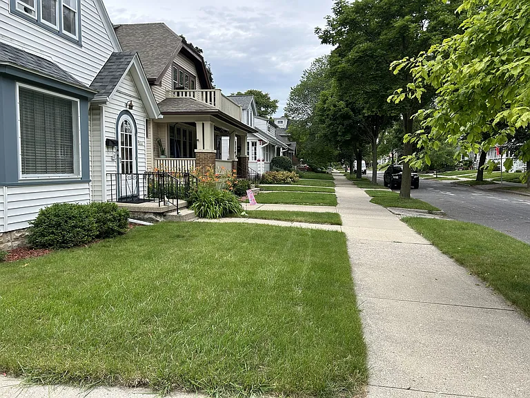1523 N 49th St — Photo 1