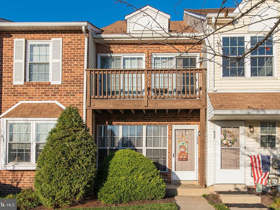 1st image of 626 Glen Ln