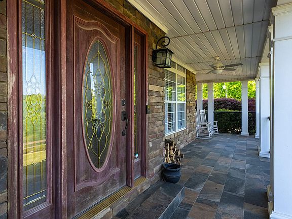 4th image of 2109 Bowman Cir