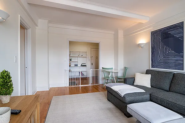 Rented by Compass | media 4