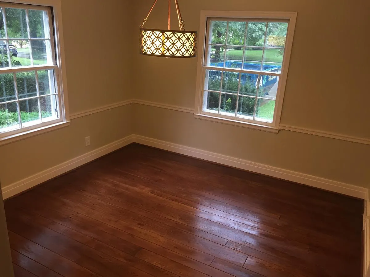 3 bed, 2.5 bath, 2600 sqft, $3,500 — Photo 3
