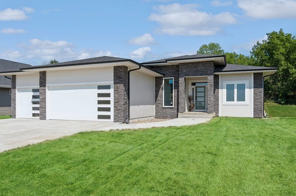 2767 NW Brookside Dr, Grimes, IA 50111 MLS 671120 Zillow