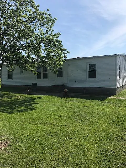 3 bed, 1500 sqft, $1,500 — Photo 1