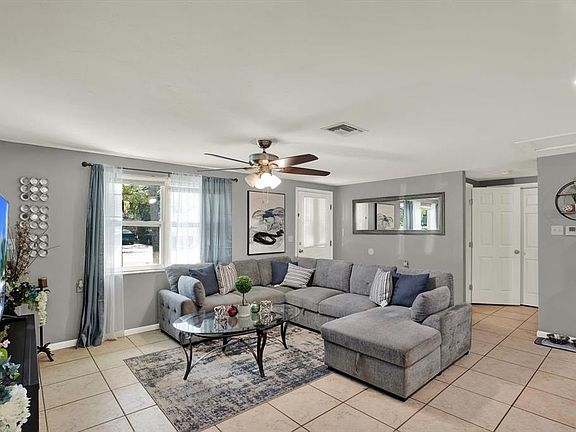 3rd image of 5609 Quist Dr