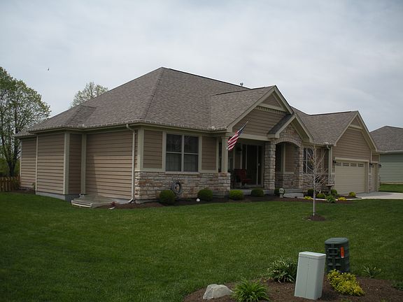 3rd image of 127 Deeter Dr