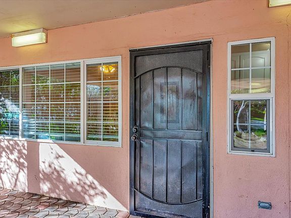 4th image of 1614 Alameda De Las Pulgas
