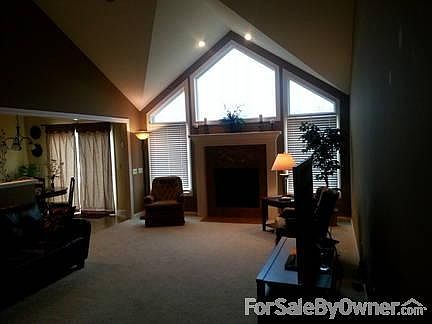 Living room, open view to nook