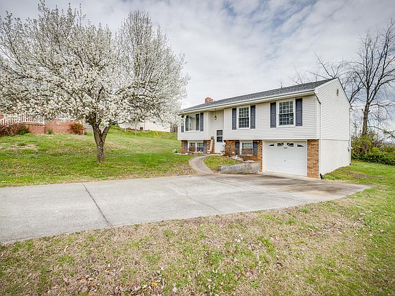 2nd image of 1089 Jessie Ln