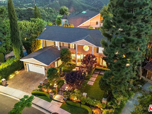 3rd image of 15539 Aqua Verde Dr