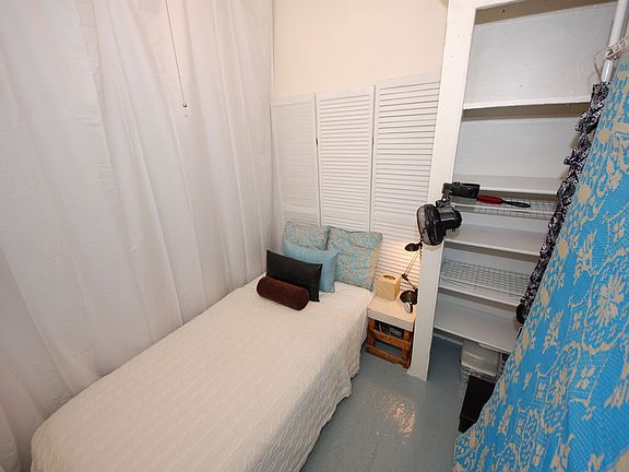 5th image of 235 E 84th St APT 16