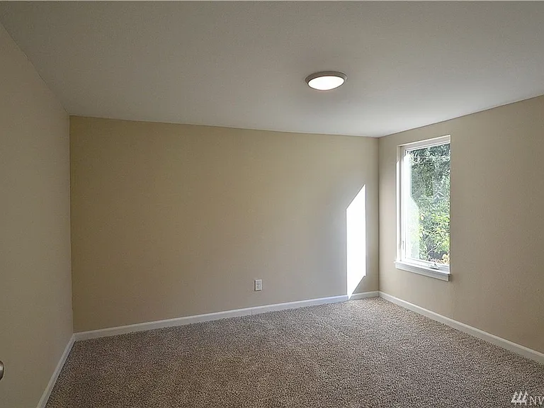 1350 Baby Doll Rd SE — Photo 4