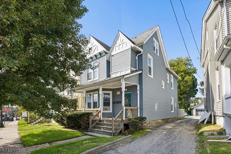 1st image of 246 Spring St