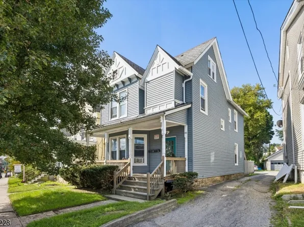 246 Spring St, Newton Town, NJ 07860