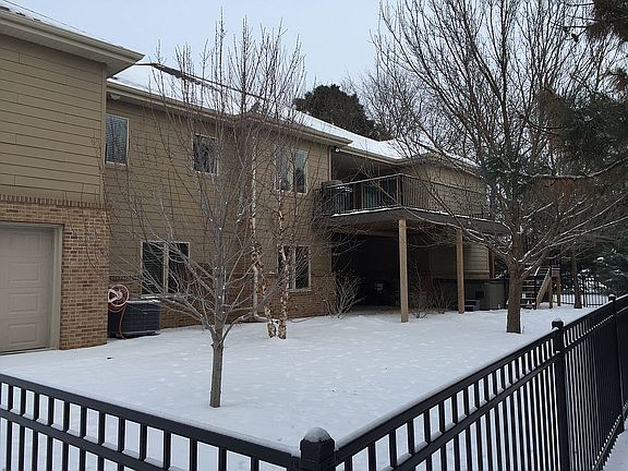 3rd image of 6533 Pheasant Run Ct