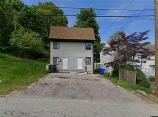 27 South St #27, West Warwick, RI 02893