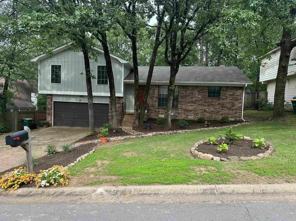 11 Feldspar Ct, Little Rock, AR 72212