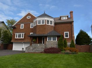 97 Myren St, Fairfield, CT 06824