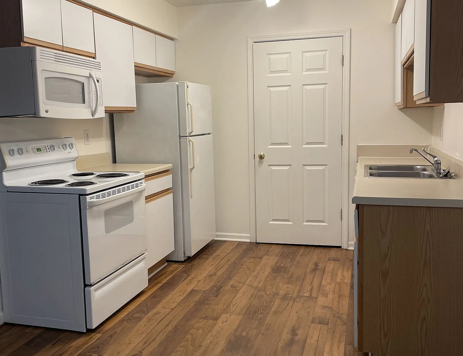 Gallery Place Apartments — Photo 3