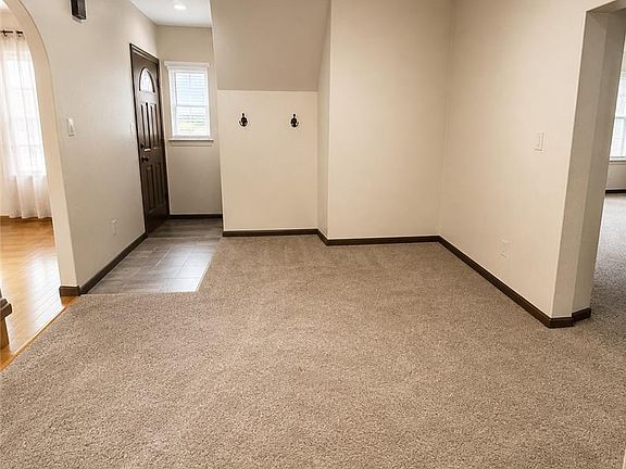 3rd image of 2836 Nazareth Rd