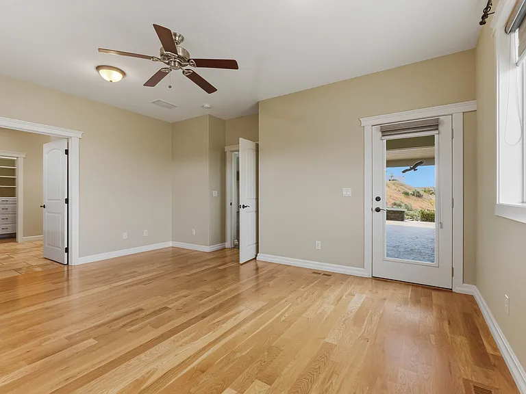 125 E Mountain Brook Ln — Photo 23