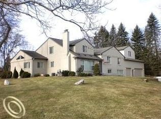 24645 Glen Orchard Dr, Farmington Hills, MI 48336