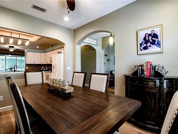 3rd image of 4225 Greenwich Ct