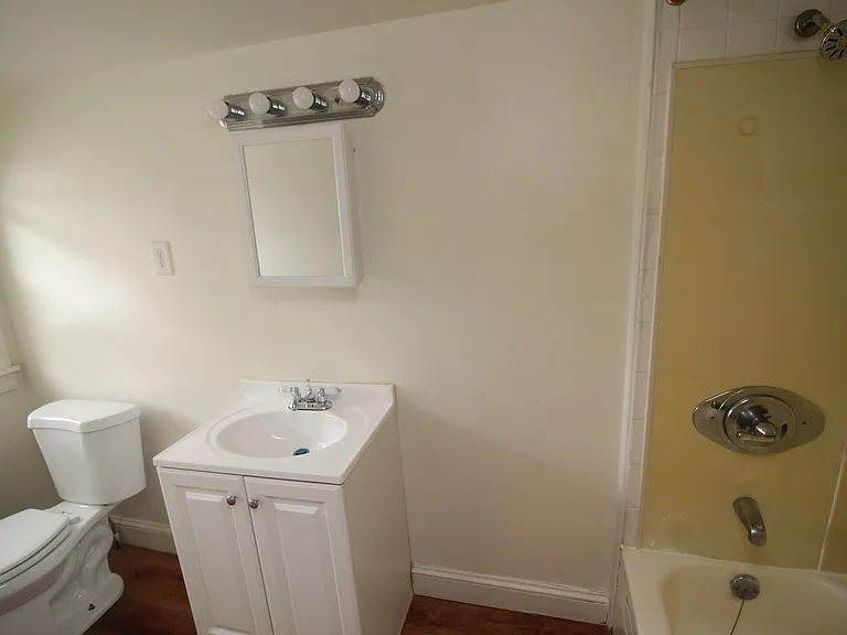 912 Saint Paul St. — Photo 15