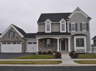 16662 Dynamic Dr, Lakeville, MN 55044