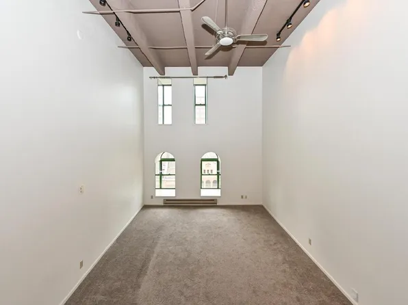 270 East Highland AVENUE #823, Milwaukee, WI 53202