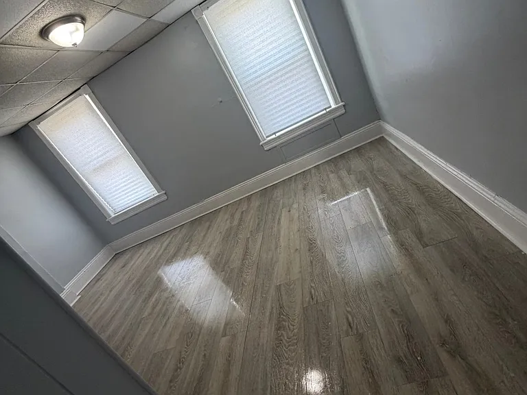 219 Bellevue Ave — Photo 4