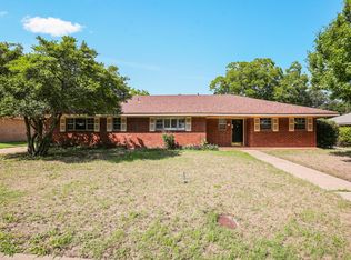 6820 Lancelot Ct, Fort Worth, TX 76133