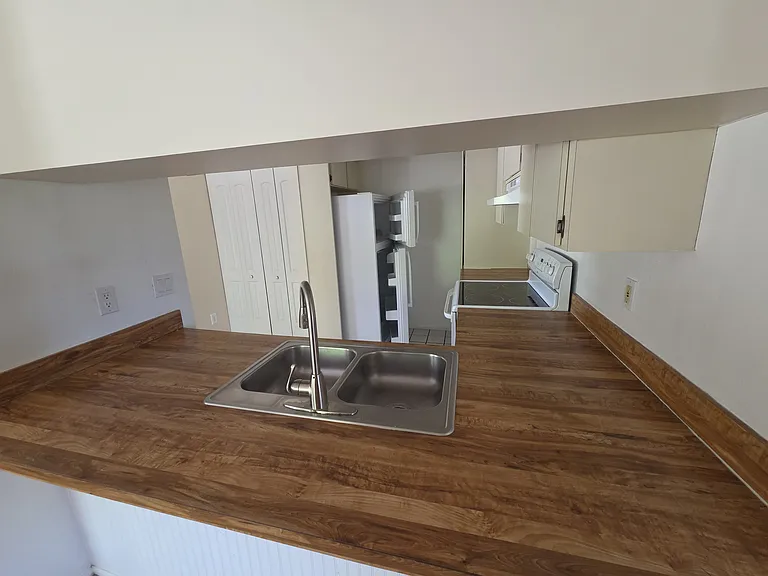 9000 Griggs Rd #G — Photo 17