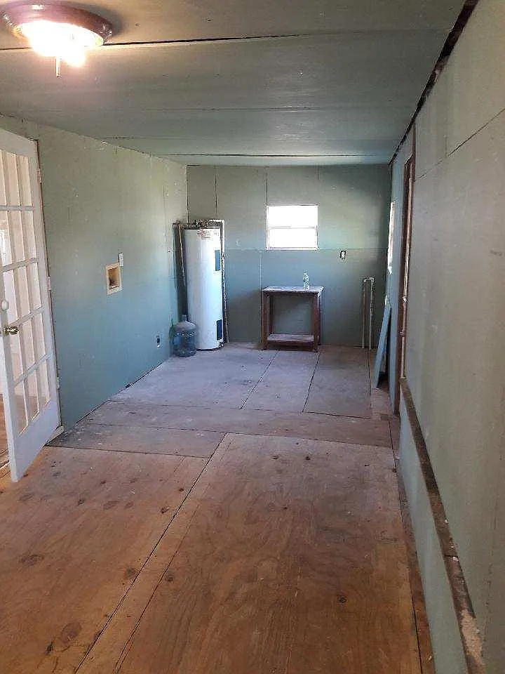 Building Photo - 6983 Dogwood Dr