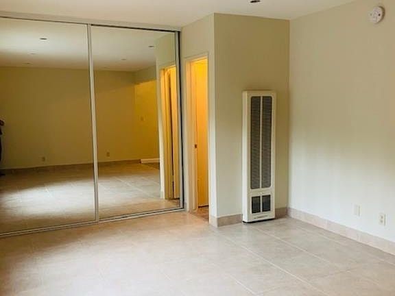 3rd image of 4837 N Clybourn Ave #7