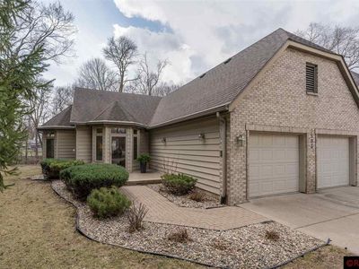 1503 Pleasant View Dr, North Mankato, MN, 56003