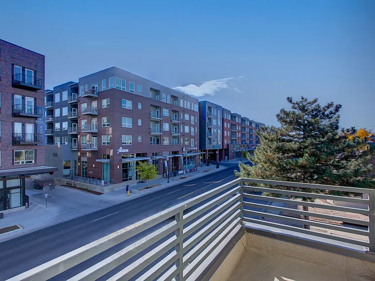 Zuma Apartments — Photo 8