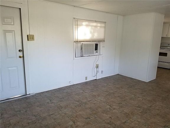 5th image of 4117 Thousand Oaks Dr