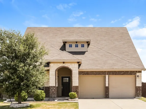 204 Bay St, Waxahachie, TX 75165