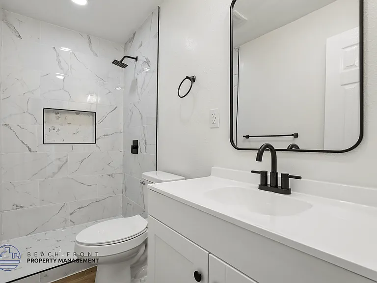 1141 Pine Ave — Photo 36