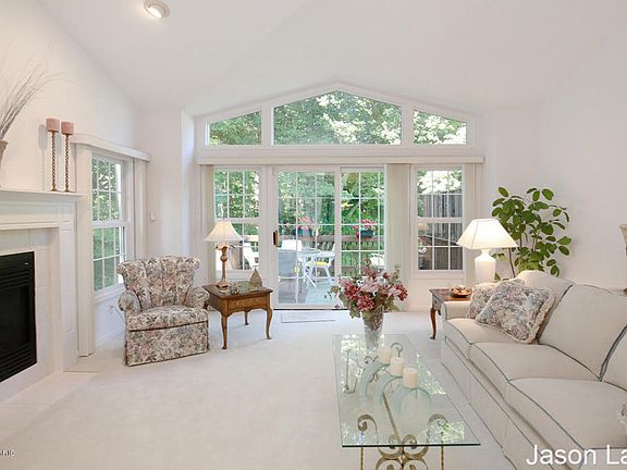 4th image of 2142 S Cross Creek Dr SE #129