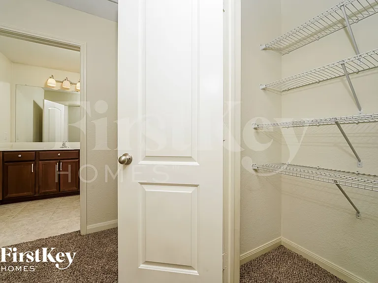 2207 Old Harbor Way — Photo 15