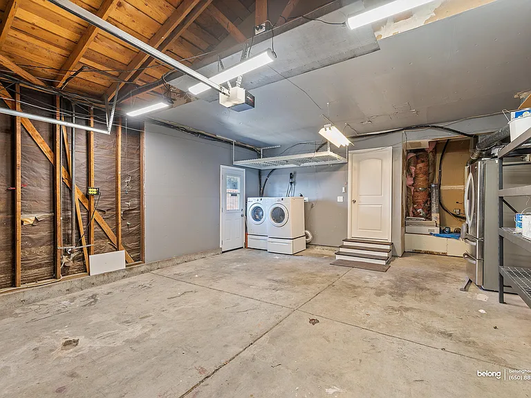 3661 Slopeview Dr — Photo 84